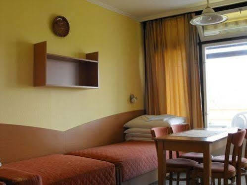 Kosztolányi Apartmanház Balatonfüred Exterior foto